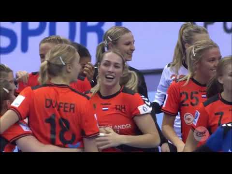 Super important goal from Lois Abbingh