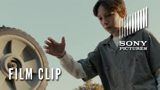 Syn Ciemności sprawdza swa wytrzymałość w nowym klipie