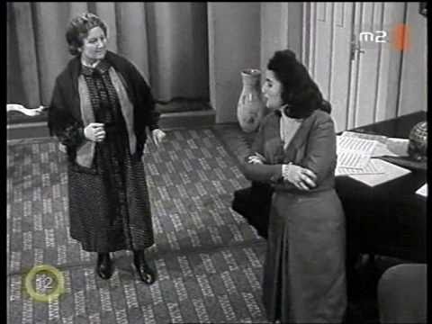 Petrovics: C'est la guerre - Házmesterné-Feleség kettős (Szilvássy Margit, Mátyás Mária)