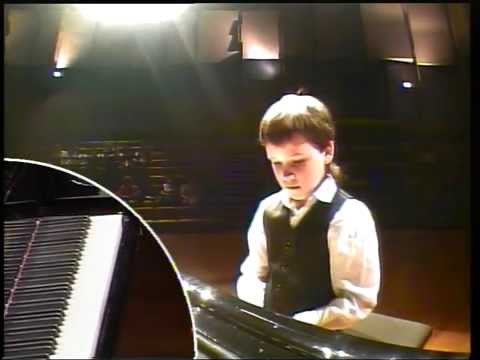 Sviatoslav Svechnikov at C.M.F - Concours Musical de France 2015.