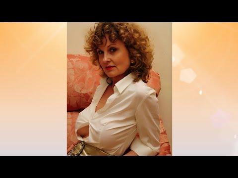 Attractive Older Women Fashion Over 50 Part 381