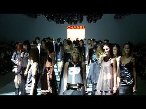 Chanel Spring/Summer 2002 | Full Show