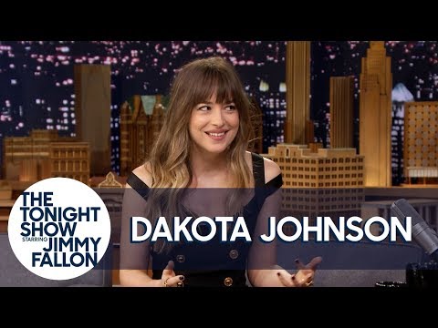 達科塔-約翰遜首次有奶？拍照是創傷性的 (Dakota Johnson's First Got Milk? Photo Shoot Was Traumatizing)