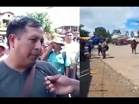 Persisten los bloqueos en Caranavi:  cisternas y camiones parados