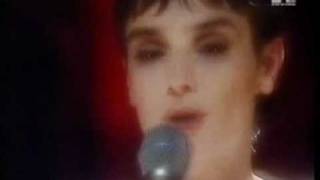 Sinead O&#39; Connor - Am I enough for myself