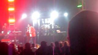 Toquen mariachis canten * Los temerarios en concierto