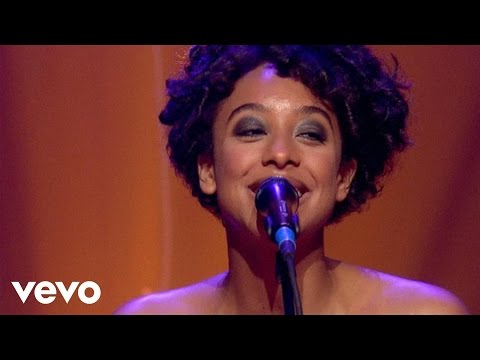 Corinne Bailey Rae - Put Your Records On