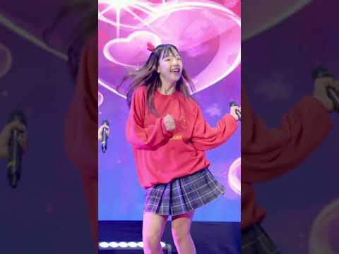 Ni The Glass Girls [Fancam] ปั่นป่วน - The Glass Girls | Yami no Kage 11 DEC 2022