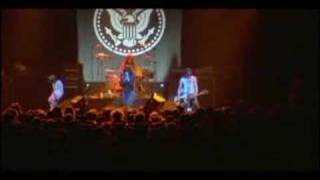 Ramones Listen To My Heart  It´s Alive 1977