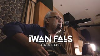 Download lagu Iwan Fals - Bunga Trotoar | TikTok Live mp3