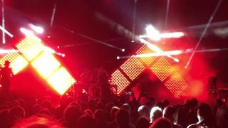 METRIC - Celebrate