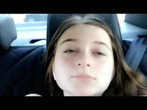 i’m so ugly i’m sorry😔✋🏼