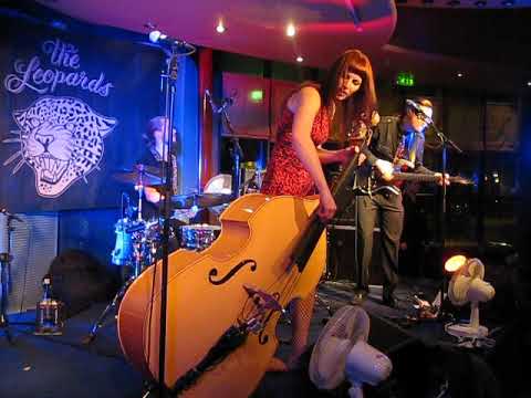 The Leopards LIVE - Emotional fool & Lonely girl