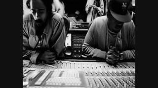 Nas &amp; Damian Marley - Only The Strong Will Continue
