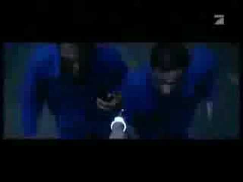 Bully Parade-Auf der Flucht