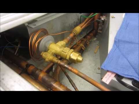 D R C 's  TXV disassembly, inspect and reassembly