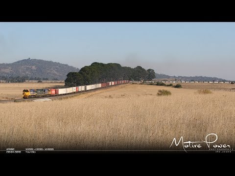 2018 04 20 - Pacific National mixed freight - #9102 - XR551 + G539 + XR555