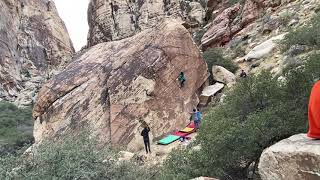 Video thumbnail of Natasha's Highball, V2. Red Rocks