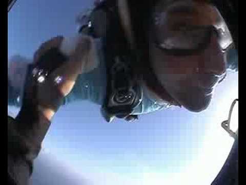 SkyDive - Skok w parce - dejvit