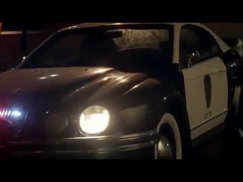 Zoom on the hunt for Harry wells (Flash 2x14)