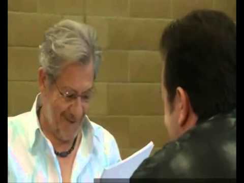 EXTRAS Bloopers: Sir Ian McKellen 'Never Have I Laughed Out Of Place'