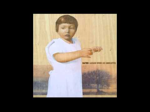 download lagu mp3 mp4 Laisser Vivre Les Squelettes, download lagu Laisser Vivre Les Squelettes gratis, unduh video klip Laisser Vivre Les Squelettes