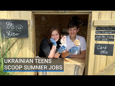 Ukrainian teens scoop summer jobs in Greystones, Co Wicklow