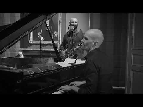 Othman El Kheloufi & Anthony Romaniuk (شكون جاي - Chkoun jay)