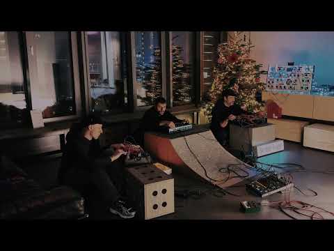 Late-night Modular Jam Session at Coingate