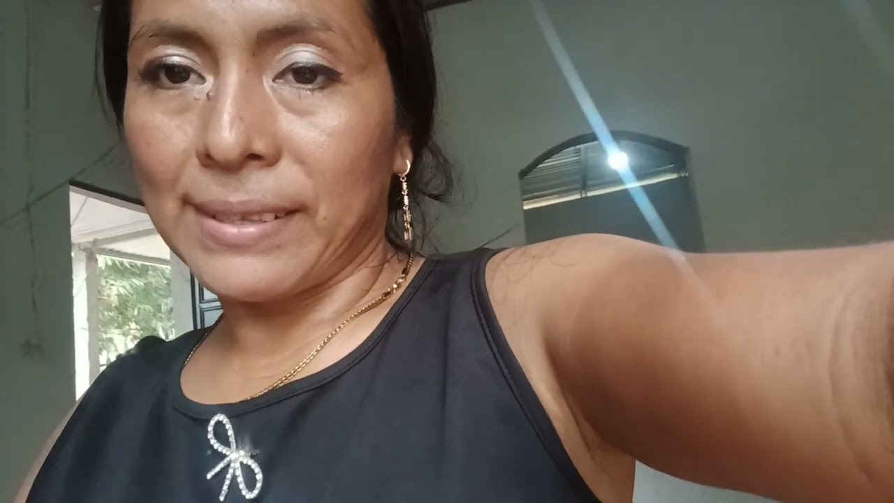 Amalia hace una reunion, por esta motiv0