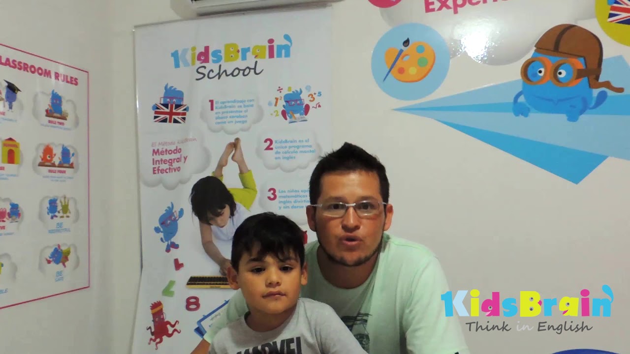 Padres de familia KidsBrain School El Prado 1