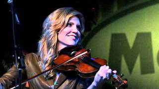 Alison Krauss &amp; Union Station - Find My Way Back To My Heart