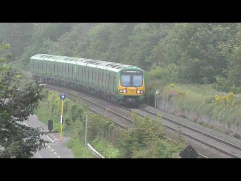 Irish Rail 29000 and 22000 Class DMUs - The Lady’s Stairs (14/8/20)