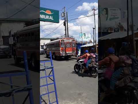 Buses de Santa Cruz del Quiche