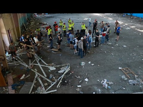 Як волонтери ГО “Хазард” прибирали закинутий спорткомплекс “Електрон”. ВІДЕОСЮЖЕТ