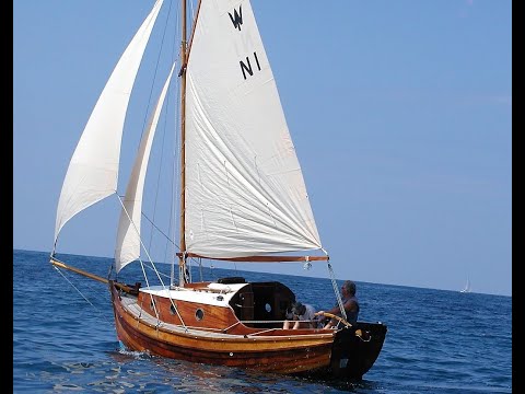 20ft Wooden Day Sailer built by Wooton Bridge Boat Builders IOW