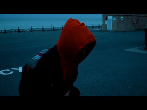 The Curly Simon - LEN Z TVOJICH RÚK (Official Video)