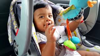 Afnan in the car seat II How to entertain toddler in the carseat