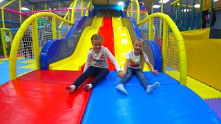 Jump into Colored Cubes | Kid's Entertainment Center | Video for kids