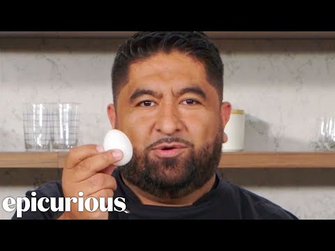 Crack An Egg One-Handed