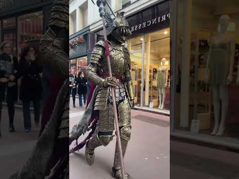 Knight walking in public places @yannisammarr #cosplay #fromsoftware #halloween #eldenring#darksous