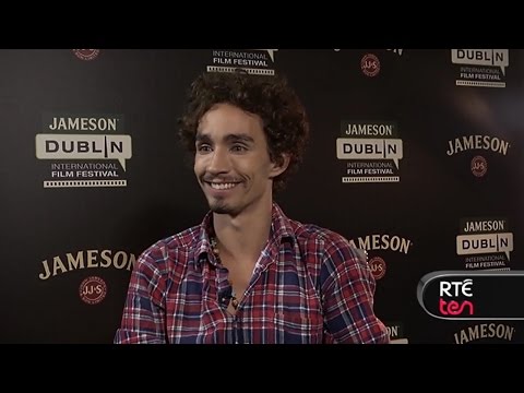 Robert Sheehan talks LA living and The Road Within