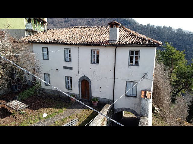 LE CORTI - Ancient 16th century detached house, renovated, with garden and panoramic view