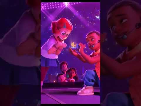 Mei mei party at 4⭐️TOWN || Turning Red 2022 a Disney movie #shorts #disney
