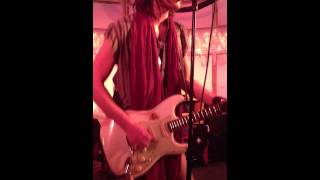 Bang Bang Honey - Tyler Bryant and The Shakedown