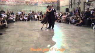 JESICA ARFENONI y MAXIMILIANO CRISTIANI bailando QUE TE IMPORTA QUE TE LLORE en la MILONGA DEL MORAN