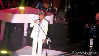 ROBERTO CARLOS EN EL AUDITORIO NACIONAL - Mujer Pequeña - 16/ago/2014