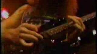 Winger performing "Seventeen" - New Year's Eve '88-89