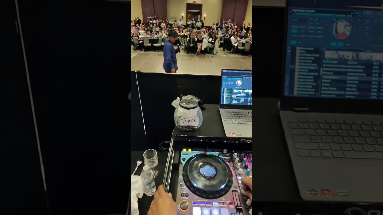 Promotional video thumbnail 6 for DJ Royale
