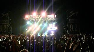 preview picture of video 'Finale del concerto - STADIO a Francavilla al Mare (CH) 04-08-2012'
